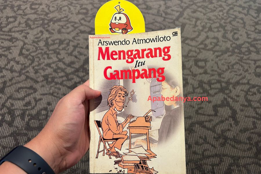 Review Buku Mengarang itu Gampang Karya Arswendo Atmowiloto