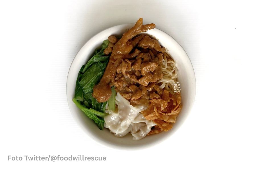 Apa Bedanya Mie Ayam dengan Bakmie