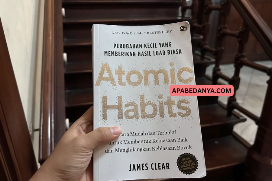 Review Buku Atomic Habits Karya James Clear, Buku Pengembangan Diri Terlaris