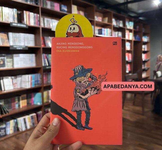 Review Buku Anjing Mengeong Kucing Menggonggong Karya Eka Kurniawan