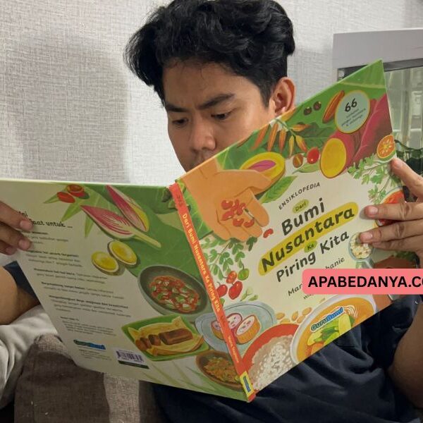 Review Buku Dari Bumi Nusantara ke Piring Kita Karya Maria Stephanie  dan Widyasari Hanaya